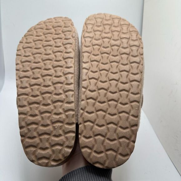 CUSHIONAIRE Womens Clog 7.5 SAND - Picture 5 of 7